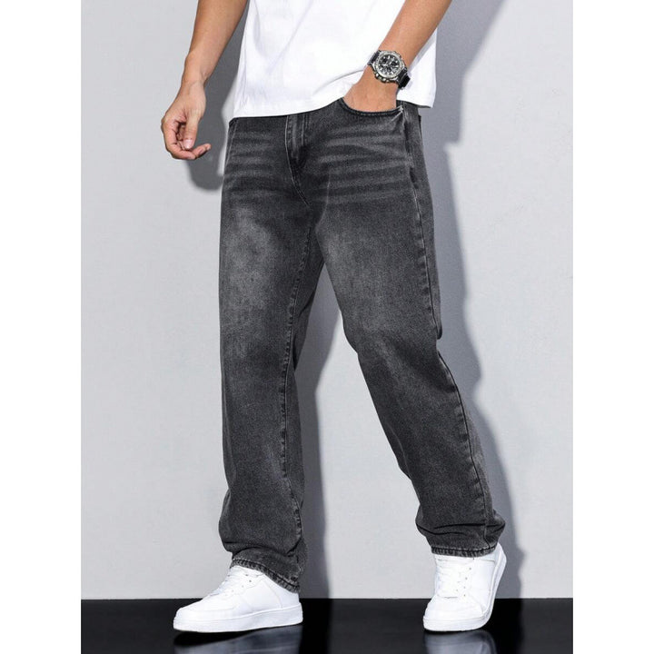 Men’s Casual Straight-Leg Jeans